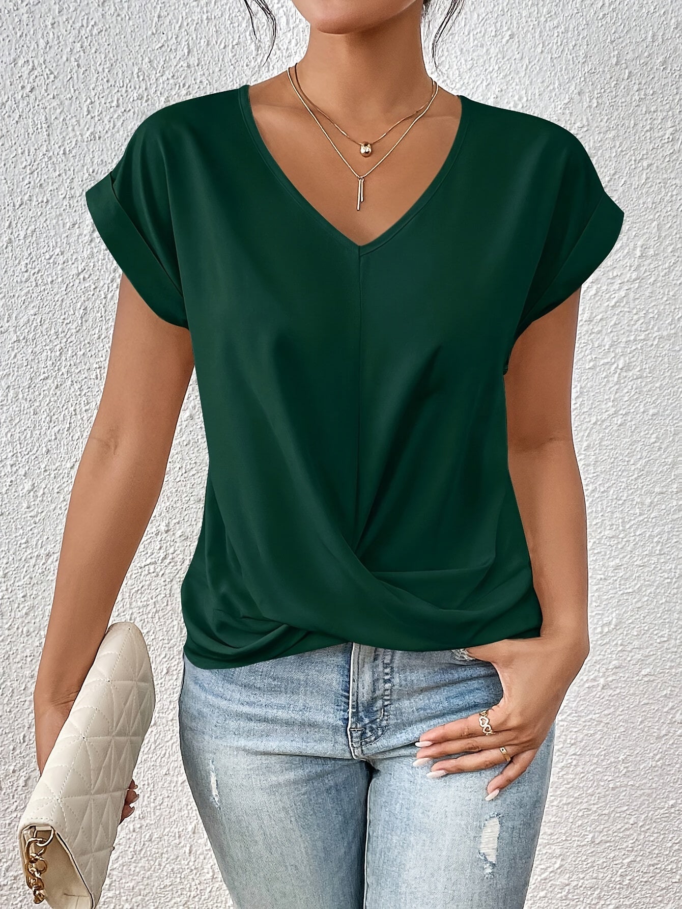 Zoe | The Sweetheart Neckline Casual T-Shirt