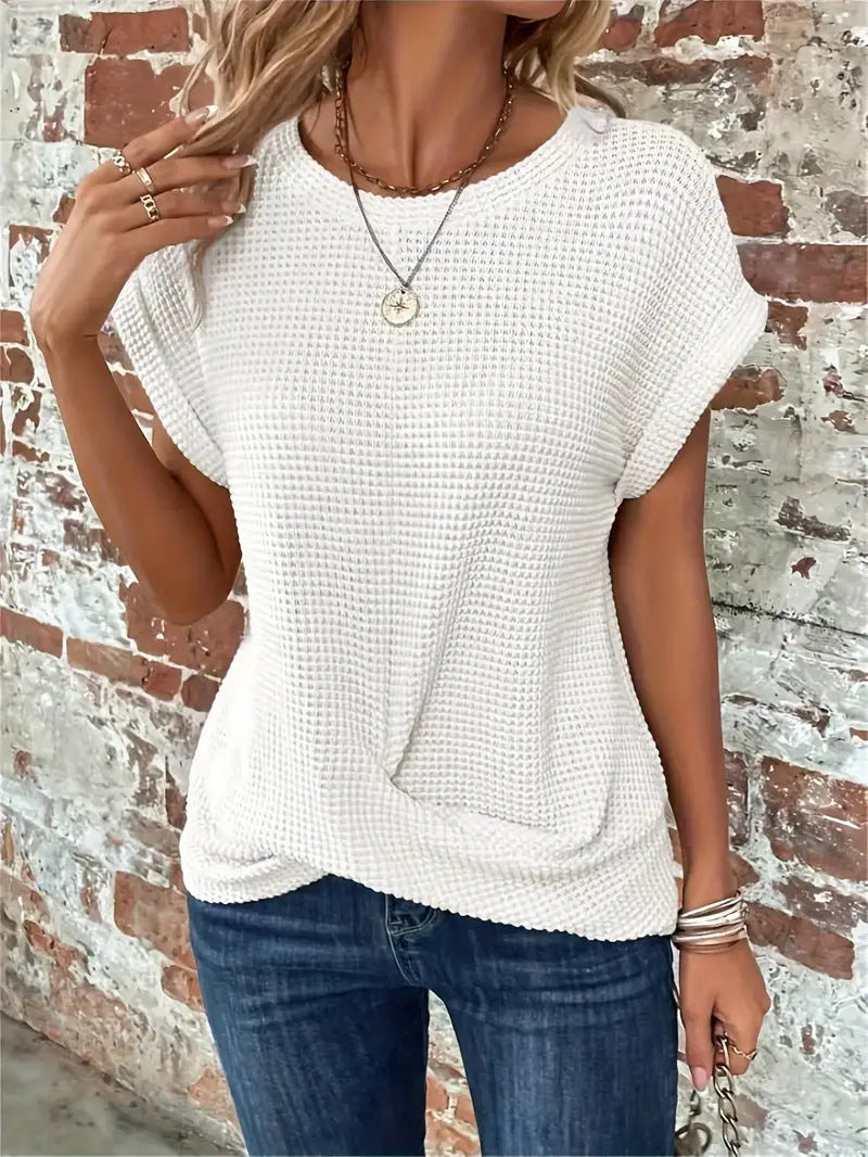 Sophie | The Sweetheart Round Neck T-Shirt